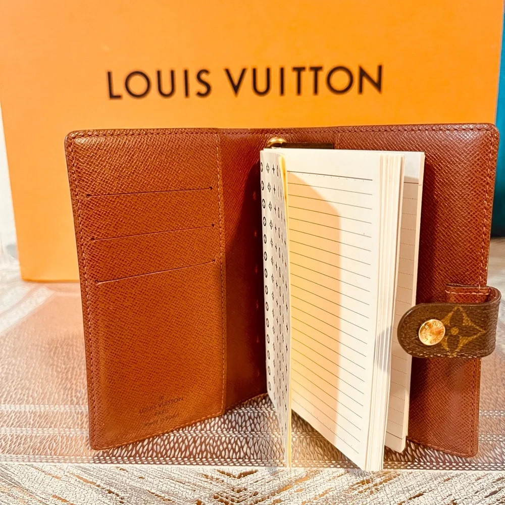 Louis Vuitton Brown Monogram Canvas Snap Wallet/Agenda